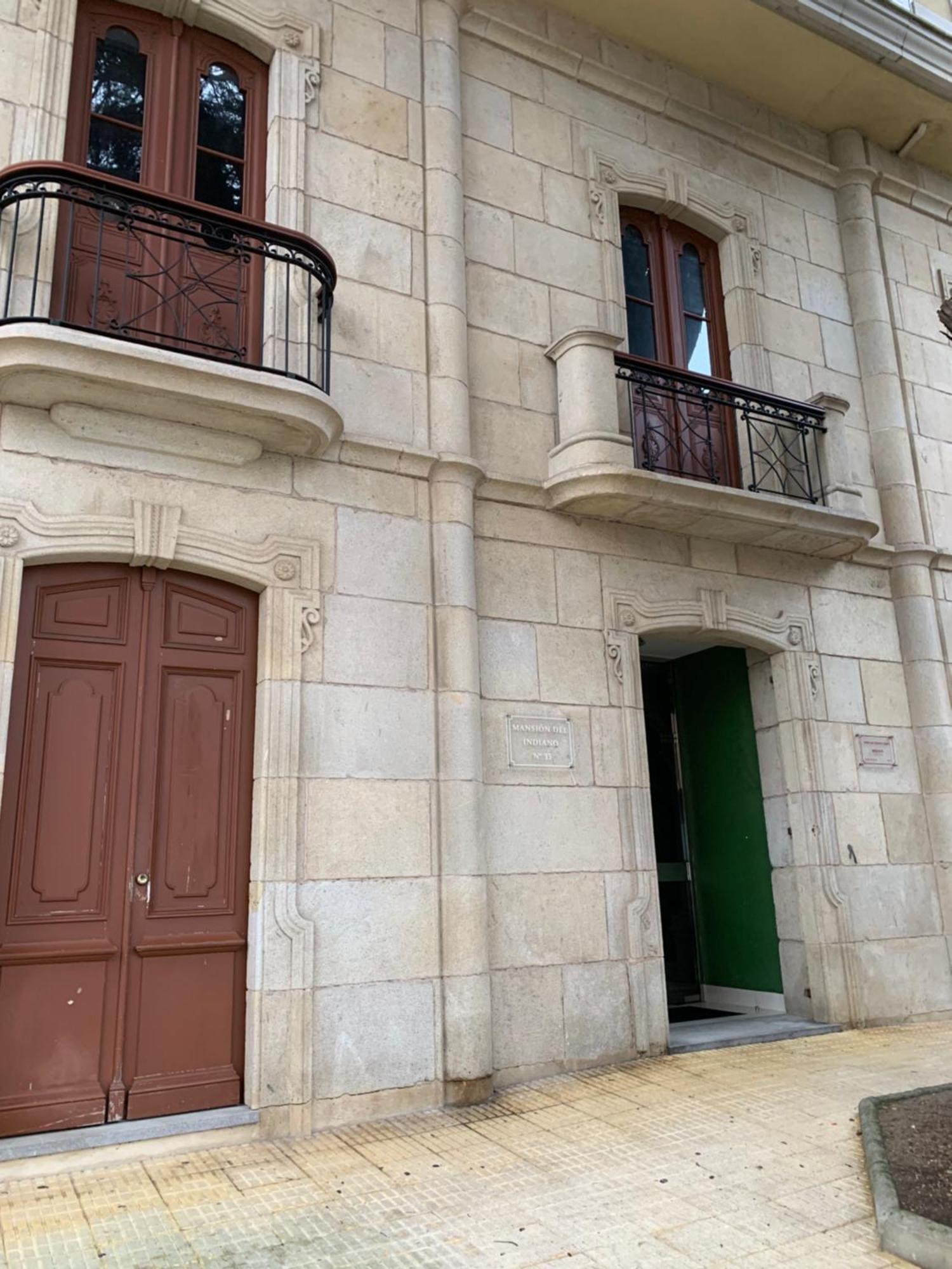 Mansion Del Indiano Lägenhet Viveiro Exteriör bild